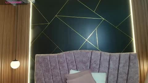 Snapshot of moriahstorm chatting on March 20, 12:10 pm Moriah online show from March 20, 12:10 pm