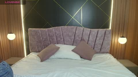 Snapshot of moriahstorm chatting on March 27, 12:05 pm Moriah online show from March 27, 12:05 pm