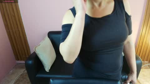 Snapshot of moriahstorm chatting on April 4, 12:57 pm Moriah online show from April 4, 12:57 pm