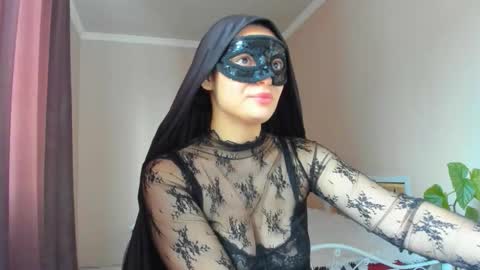 Snapshot of moroccan_diamond_ chatting on January 12, 7:13 am Medina online show from January 12, 7:13 am