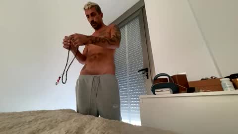 morris_bi69 online show from November 26, 11:11 am