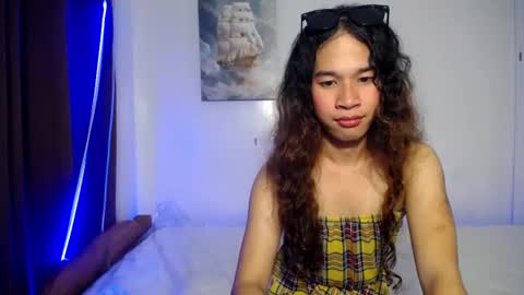 Snapshot of morrislivecumshow chatting on June 14, 1:24 pm Morris online show from June 14, 1:24 pm