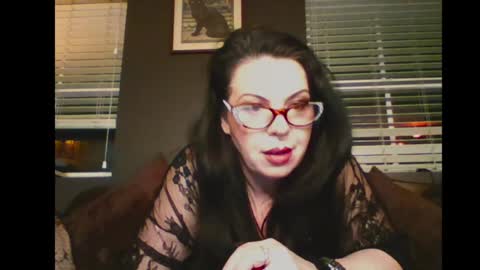Snapshot of morticialane chatting on September 21, 4:14 am morticia66 online show from September 21, 4:14 am