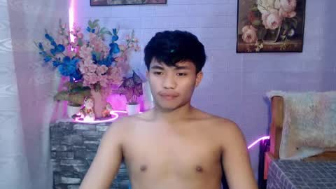 Snapshot of mostwantedtwink chatting on July 12, 5:15 pm mostwantedtwink online show from July 12, 5:15 pm