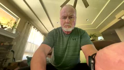 motorguy08 online show from March 19, 6:56 pm