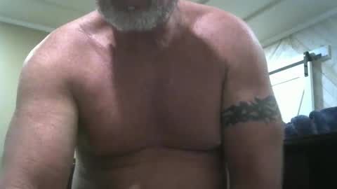 motorguy08 online show from March 24, 3:22 am