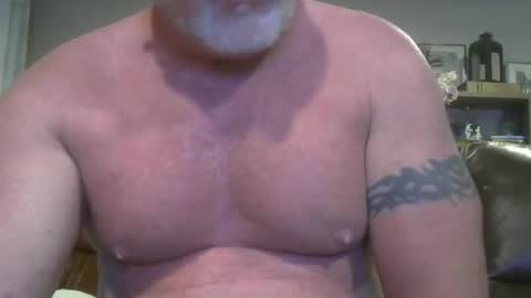 motorguy08 online show from March 25, 3:12 am