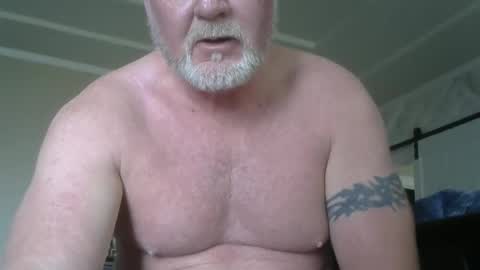 motorguy08 online show from March 27, 10:20 pm