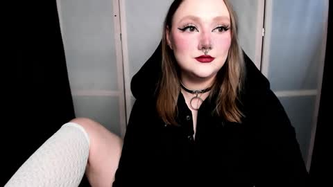 Snapshot of motorkate chatting on November 13, 8:41 pm motorkate online show from November 13, 8:41 pm