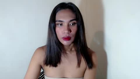 mouiline_rouge69 online show from July 25, 11:30 am