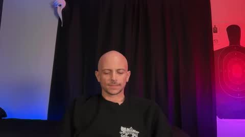 mount_vesuvius online show from October 4, 6:44 am