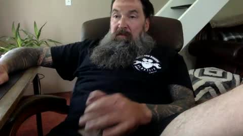mountainman69696 online show from June 20, 2:42 pm