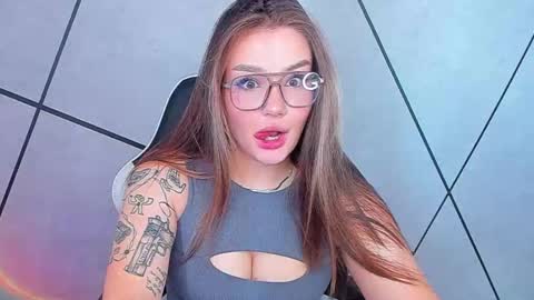 Carolina online show from October 19, 8:04 am