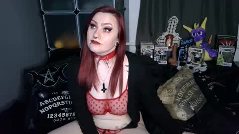 Moxxxie Morbid online show from January 15, 7:59 am