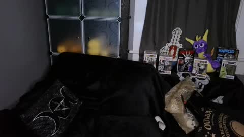 Moxxxie Morbid online show from February 7, 3:01 am