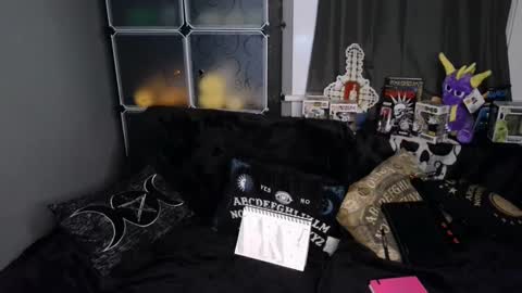 Moxxxie Morbid online show from March 5, 8:21 am