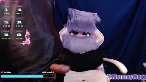 Moxy online show from October 31, 4:19 pm