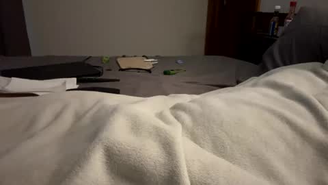 Sequoia-Cocked Hombre de Sur online show from April 30, 12:11 pm