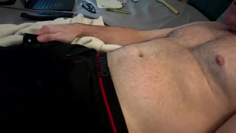 Sequoia-Cocked Hombre de Sur online show from May 15, 9:55 pm