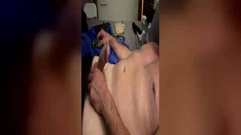 Sequoia-Cocked Hombre de Sur online show from June 18, 1:04 pm