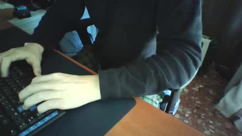 Snapshot of mr0699hotboy chatting on November 25, 11:21 am mr0699hotboy online show from November 25, 11:21 am