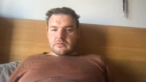 mr834565 online show from May 1, 8:30 am