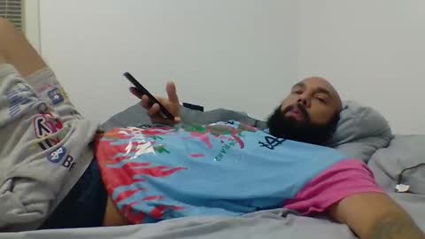 Mr8 online show from December 29, 1:45 am