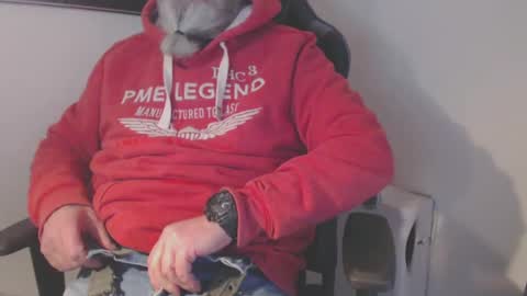 mr_boombastic2021 online show from January 18, 10:49 am