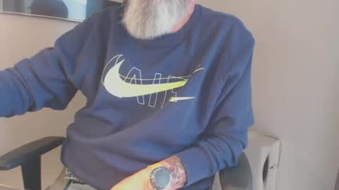 mr_boombastic2021 online show from September 13, 9:09 am