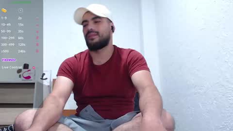 chris online show from December 3, 7:00 pm