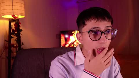 Snapshot of mr_evan1 chatting on December 16, 2:27 pm Mr Evans online show from December 16, 2:27 pm