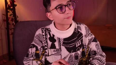 Snapshot of mr_evan1 chatting on December 17, 3:49 pm Mr Evans online show from December 17, 3:49 pm