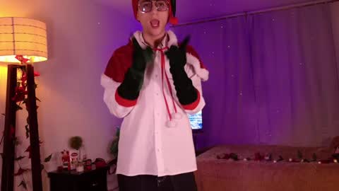 Snapshot of mr_evan1 chatting on December 24, 1:39 pm Mr Evans online show from December 24, 1:39 pm