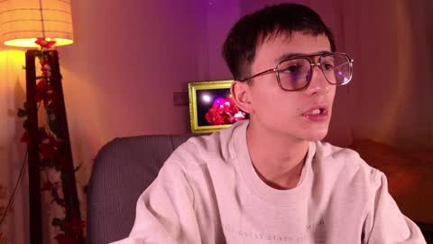 Snapshot of mr_evan1 chatting on December 30, 1:25 pm Mr Evans online show from December 30, 1:25 pm