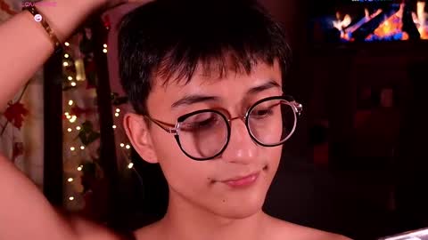 Snapshot of mr_evan1 chatting on February 17, 4:15 pm Mr Evans online show from February 17, 4:15 pm