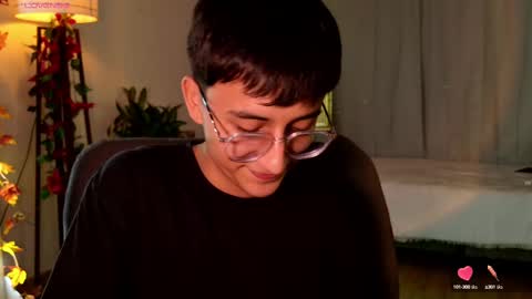 Snapshot of mr_evan1 chatting on March 12, 5:38 pm Mr Evans online show from March 12, 5:38 pm