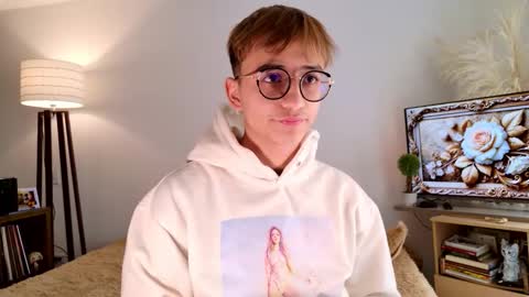 Snapshot of mr_evan1 chatting on November 9, 5:00 pm Mr Evans online show from November 9, 5:00 pm