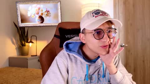 Snapshot of mr_evan1 chatting on November 12, 2:50 pm Mr Evans online show from November 12, 2:50 pm