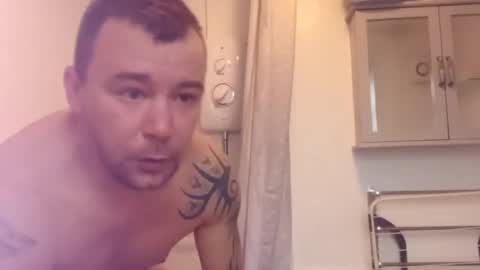 mr_i_ online show from December 26, 8:39 am