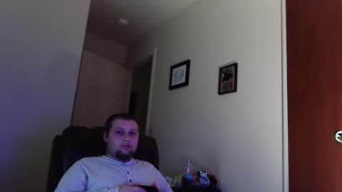 Snapshot of mr_james34 chatting on November 23, 8:52 pm Mr James online show from November 23, 8:52 pm