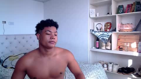 mr_jordan2310 online show from February 16, 1:05 pm