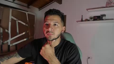 MIKEE online show from February 27, 3:04 am