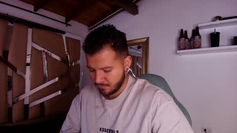 MIKEE online show from October 8, 3:04 am