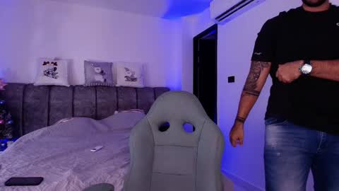 MIKEE online show from January 11, 3:11 am