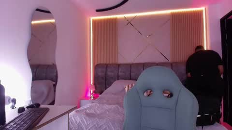 MIKEE online show from March 26, 3:12 am