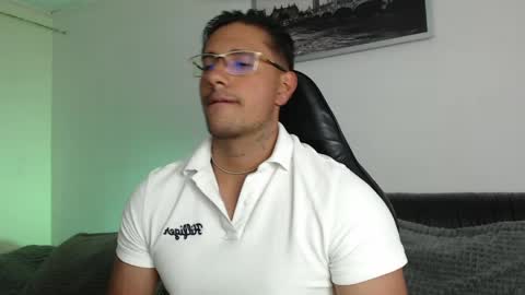 AARON online show from May 16, 3:58 am