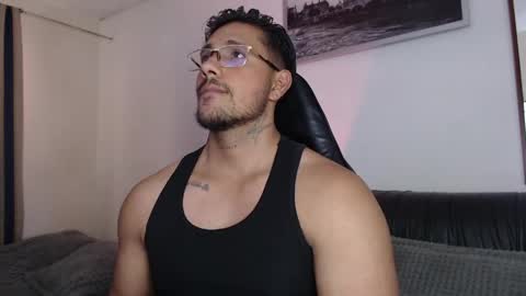 AARON online show from June 2, 12:18 pm