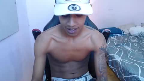 mr_stiven_ online show from January 4, 12:59 am