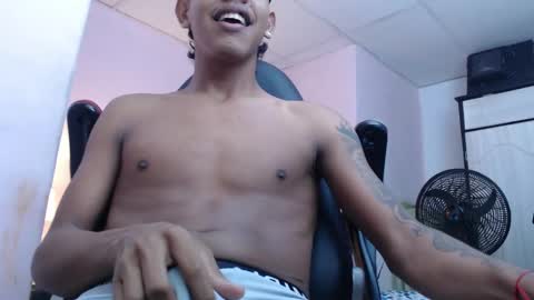 mr_stiven_ online show from January 15, 7:59 am