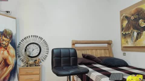 mr_stiven_ online show from May 8, 3:12 am